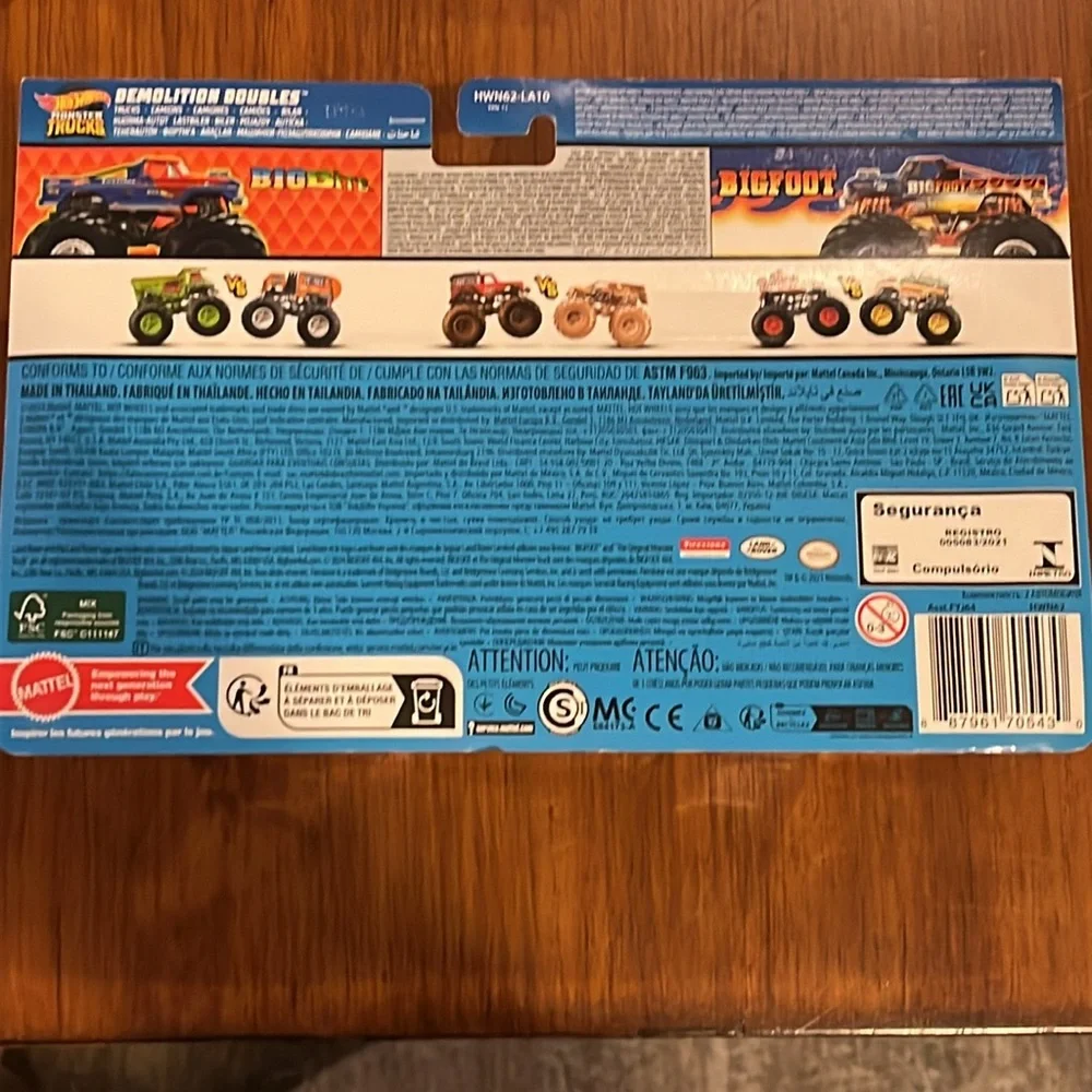Hot Wheels Monster Truck Demolition Doubles Bigfoot Big Bite Big Foot Toy Truck